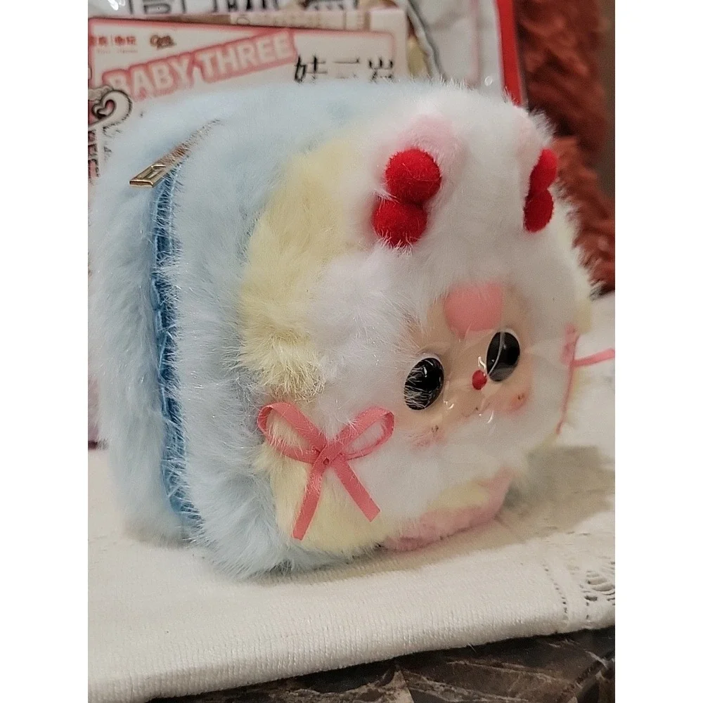 Baby Three- Jewelry  Box- SWEET HONEY WITH MOVABLE EYES.